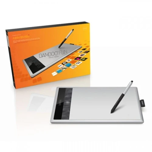 WACOM BAMBOO FUN PEN & TOUCH M CTH-670S TABLET.jpg